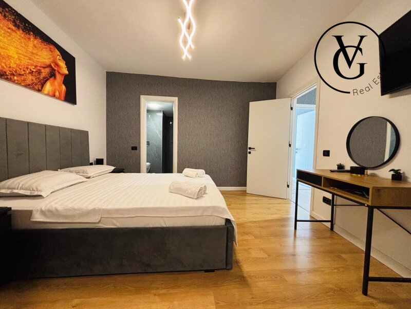 Centrul Vechi, apartament de 3 camere, investitie.